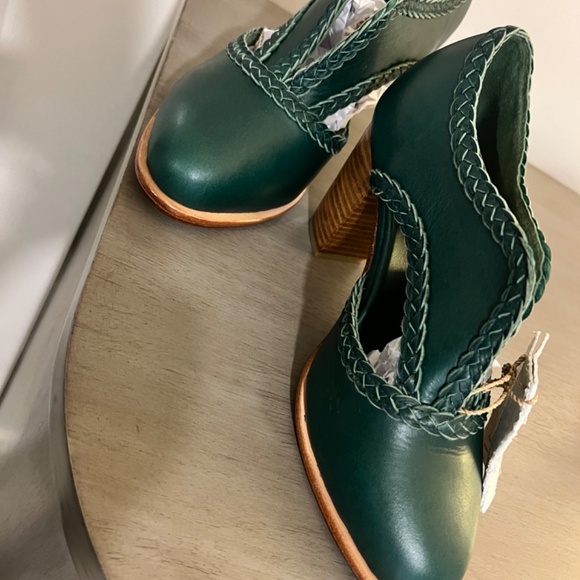 Bali Elf Spirit Walker Fairy Boho Stacked Heel Leather Booties Size 7 - Picture 7 of 13